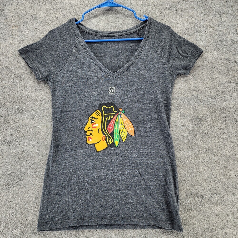 Chicago Blackhawks Shirt Womens Medium Reebok Short Sleeve V Neck NHL